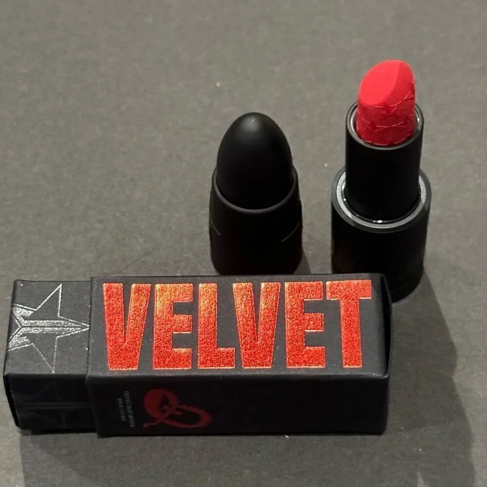 Jeffree Star *NEW* lipstick “BEST HAIR” Velvet Trap full size